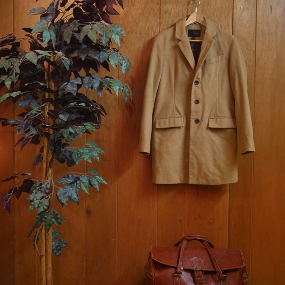 Banana Republic - Stylish Tan Overcoat / Peacoat SMALL - Picture 5 of 6